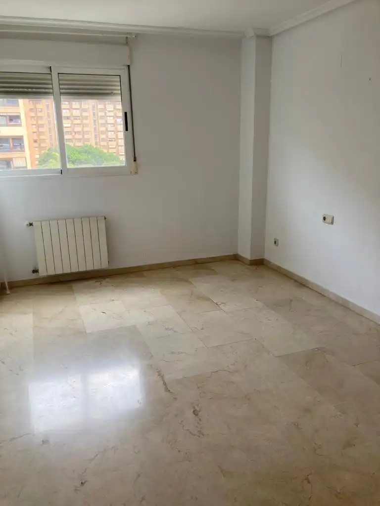 Flat for rent in Valencia, Valencia