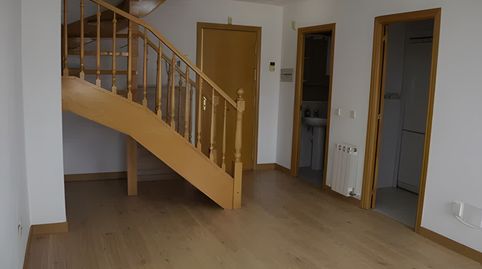 Foto 2 de Dúplex en venta en Calle Fuente Vieja, Valdeolmos-Alalpardo, Madrid