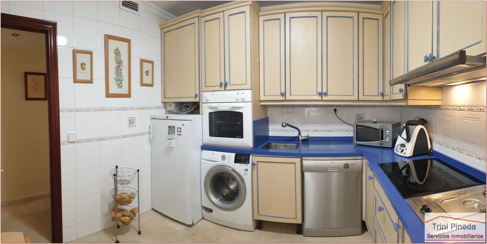 Cocina de Piso en venta en Sevilla con Aire acondicionado, Calefacción y Horno
