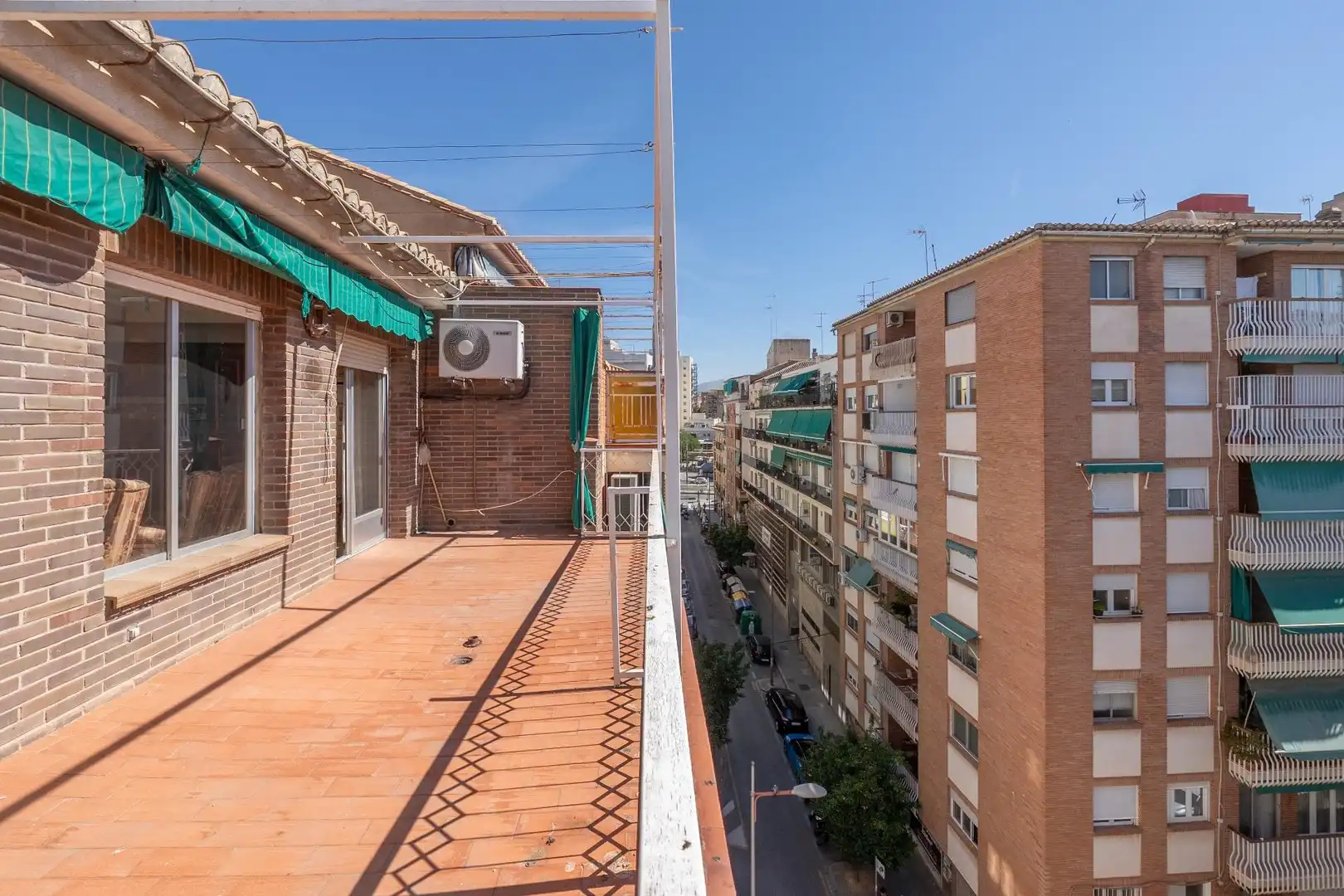 Attic for sale in Pajaritos