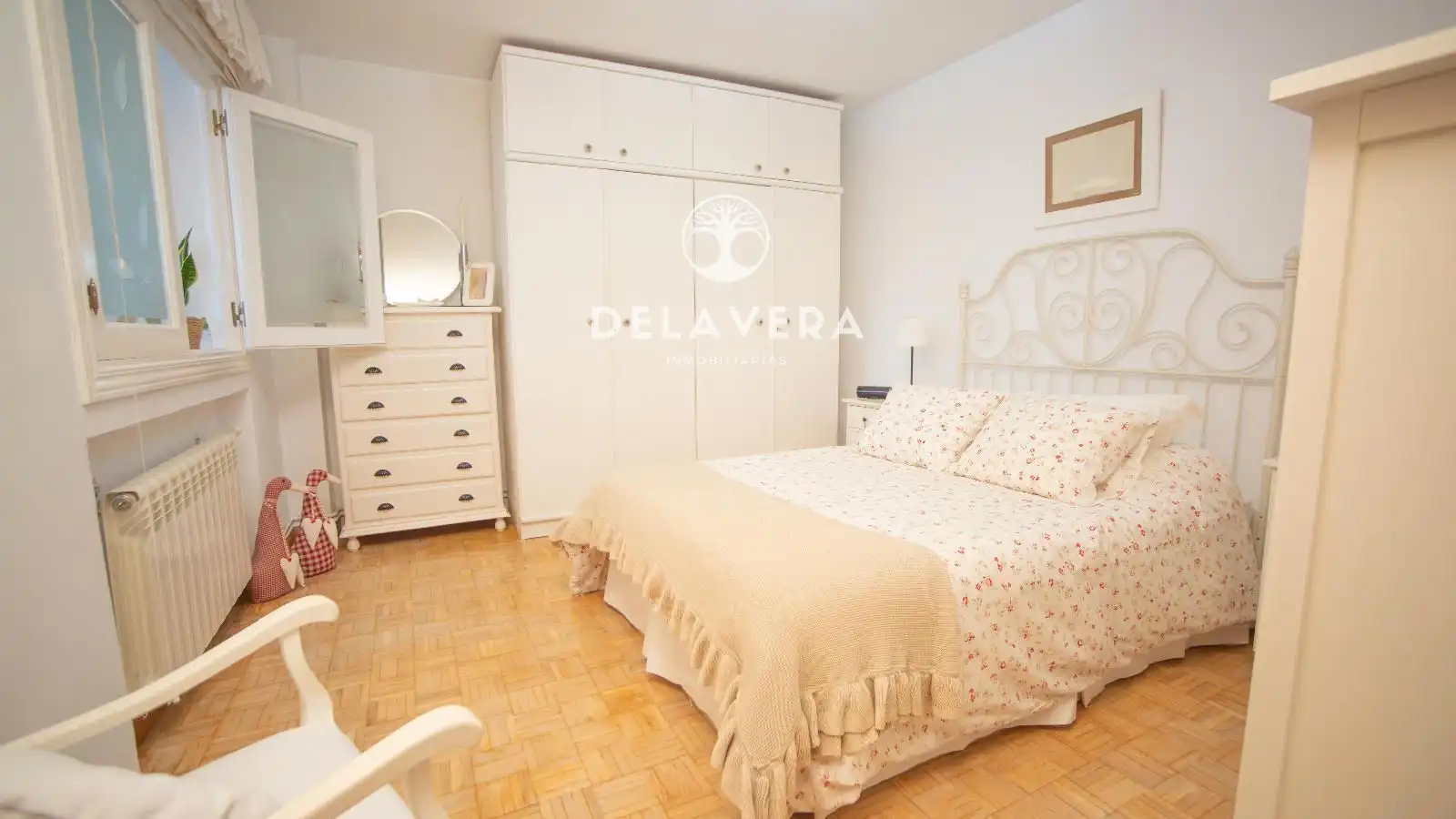 Dormitori de Pis en venda en Móstoles amb Calefacció, Parquet i Terrassa