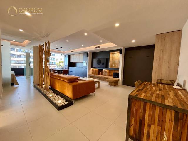 Piso en Venta en LA NOGALERA en El Bajondillo