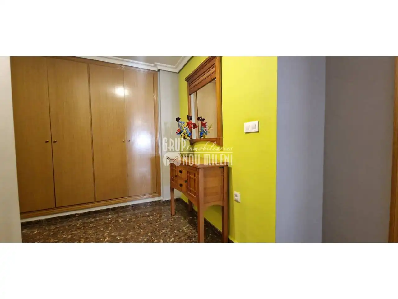 Habitación de Piso en venta en Burjassot con Amueblado y Balcón