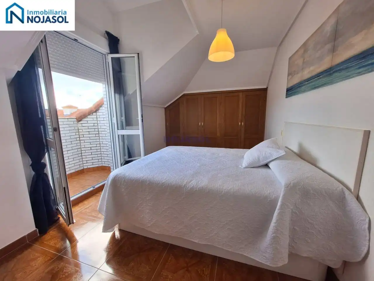 Habitación de Apartamento en venta en Meruelo con Calefacción, Terraza y Amueblado