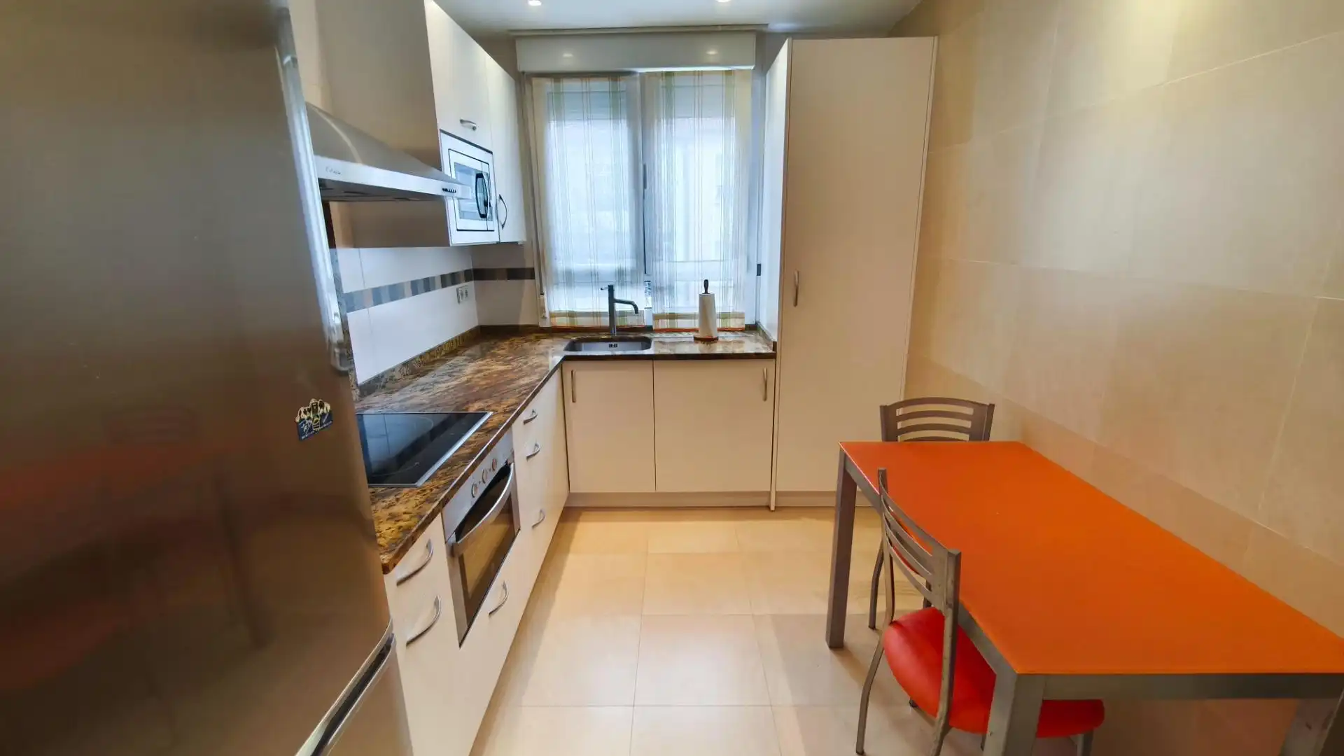 Kitchen of Flat for sale in Vitoria - Gasteiz  with Heating, Storage room and Furnished