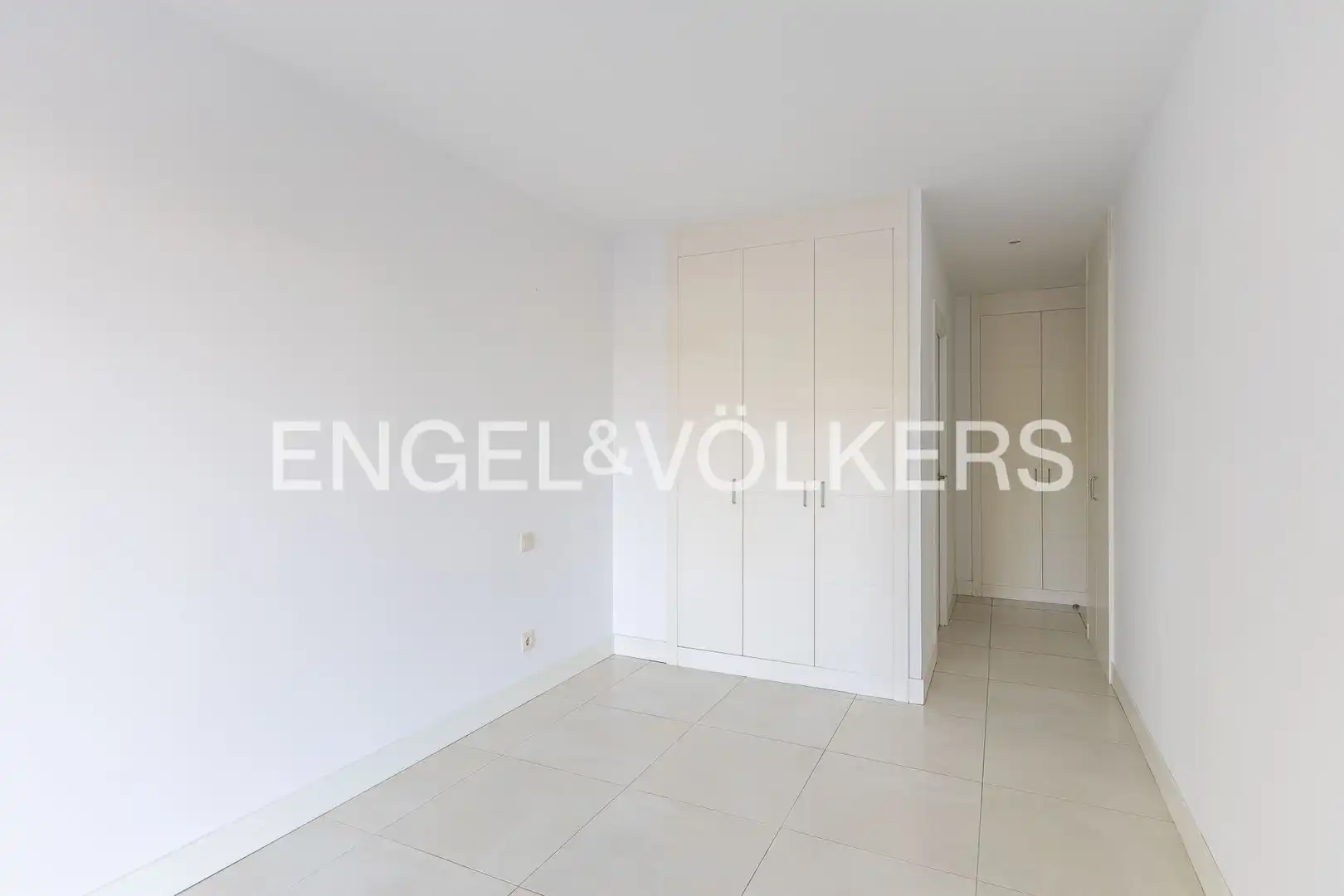Piso en venta en Madrid con Aire acondicionado, Calefacción y Jardín privado