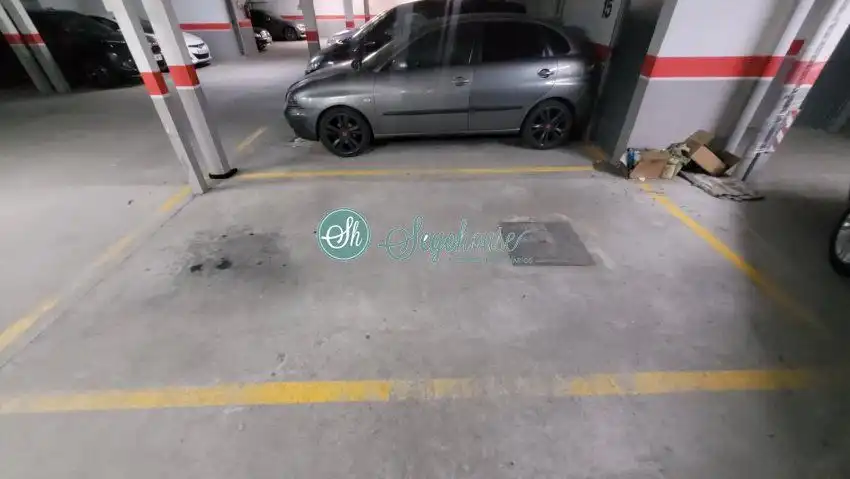 Parkplatz von Wohnungen zum Verkauf in Espirdo mit Heizung, Möbliert und Balkon