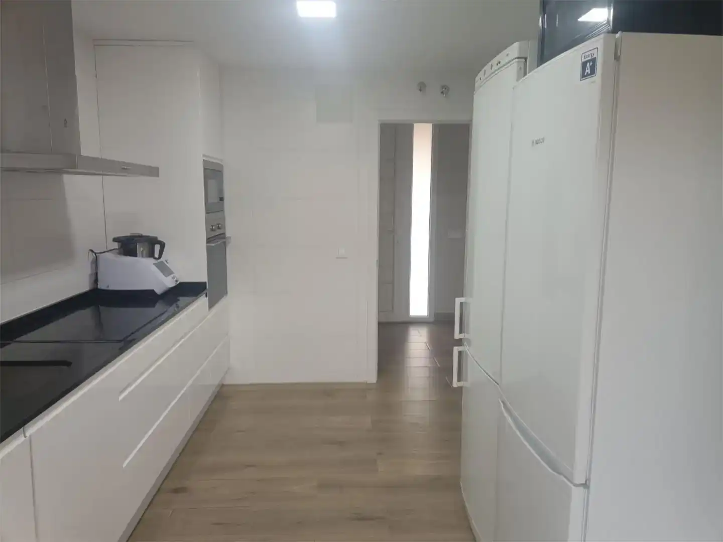 Cuina de Pis en venda en Guadalix de la Sierra amb Jardí privat, Moblat i Balcó