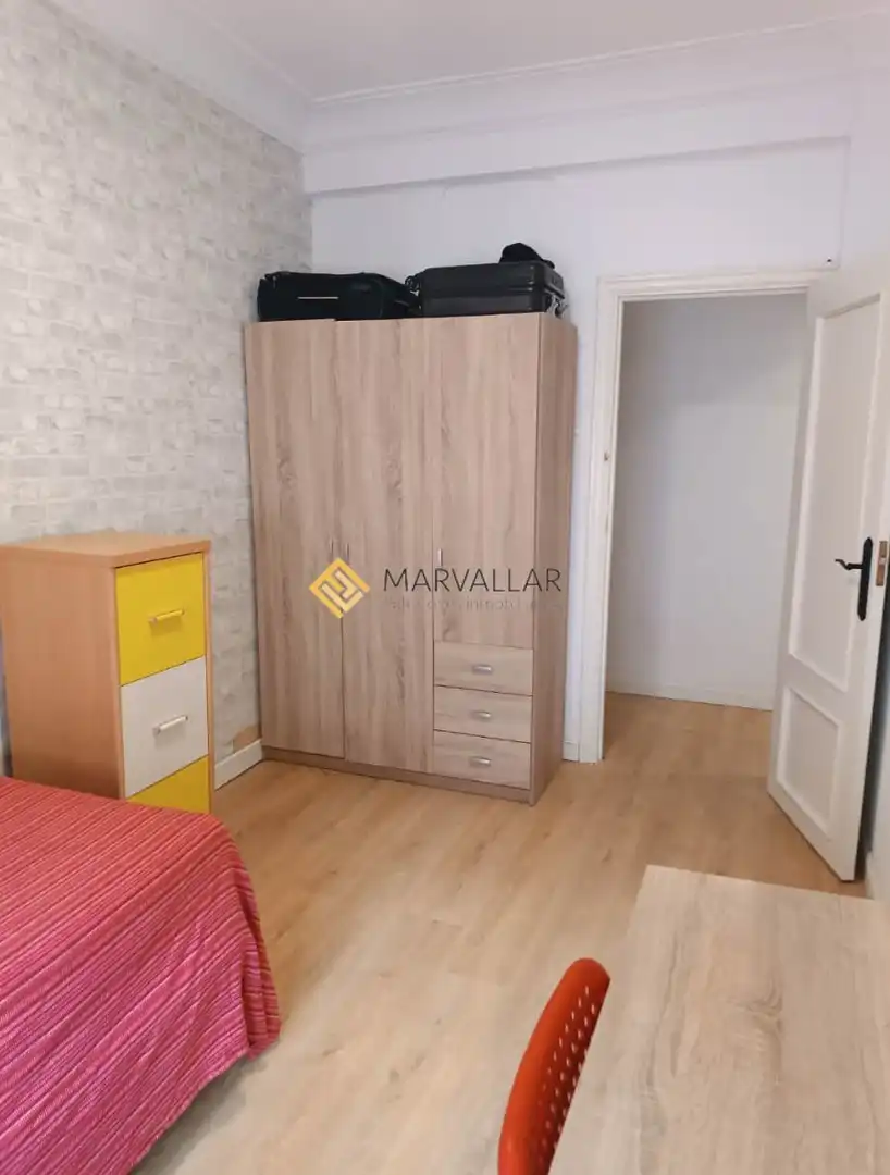 Habitación de Piso en venta en Santander con Calefacción
