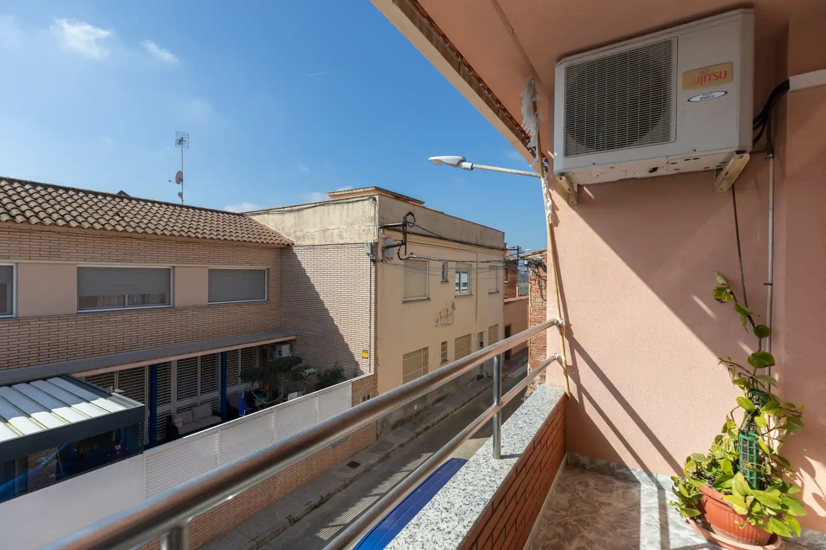 Adossat amb terrassa en venda a Carrer Ferreret, imagen 58