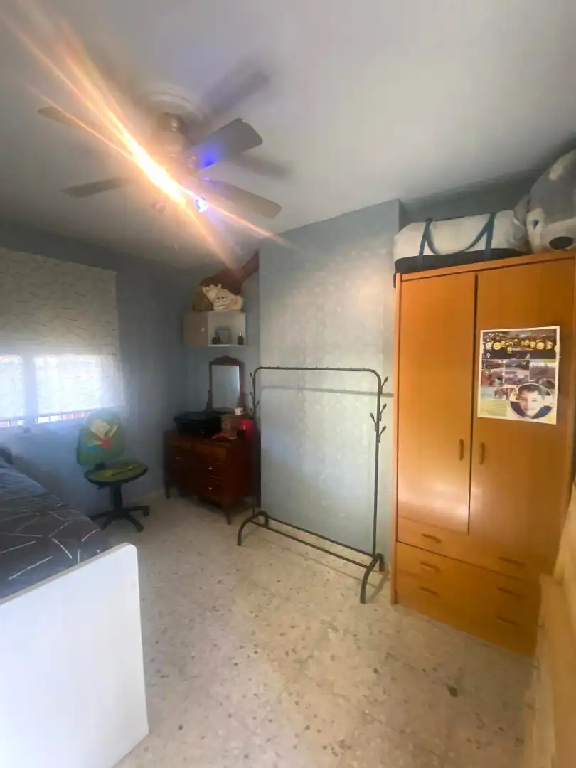 Dormitori de Finca rústica en venda en Mérida amb Aire condicionat i Moblat