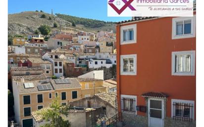 Vista exterior de Casa o xalet en venda en Cuenca Capital amb Calefacció i Parquet