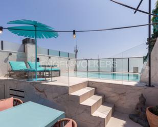 Swimming pool of Apartment for sale in  Madrid Capital  with Air Conditioner, Heating and Terrace