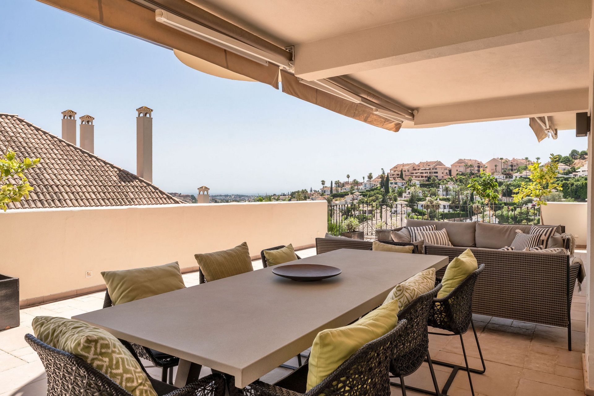 Terrace of Duplex for sale in Marbella  with Air Conditioner, Private garden and Terrace