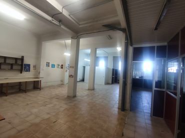 Local commercial à louer à Escodines