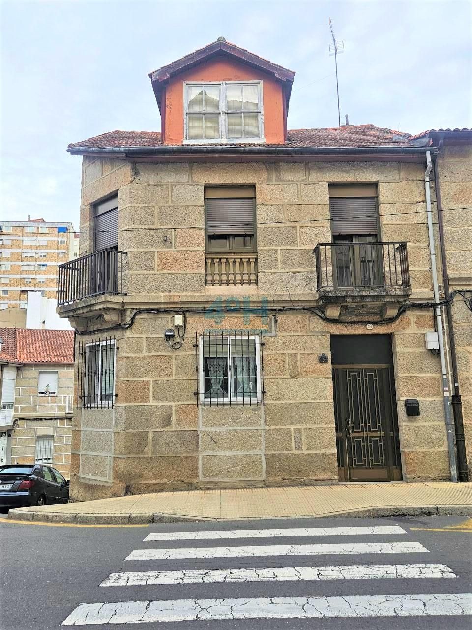 Vista exterior de Edifici en venda en Ourense Capital 