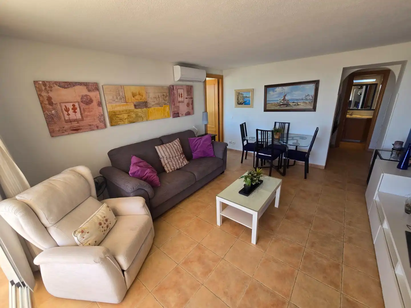 Sala de estar de Ático en venta en Torremolinos con Aire acondicionado, Calefacción y Terraza