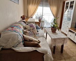 Living room of Flat for sale in Vilanova i la Geltrú