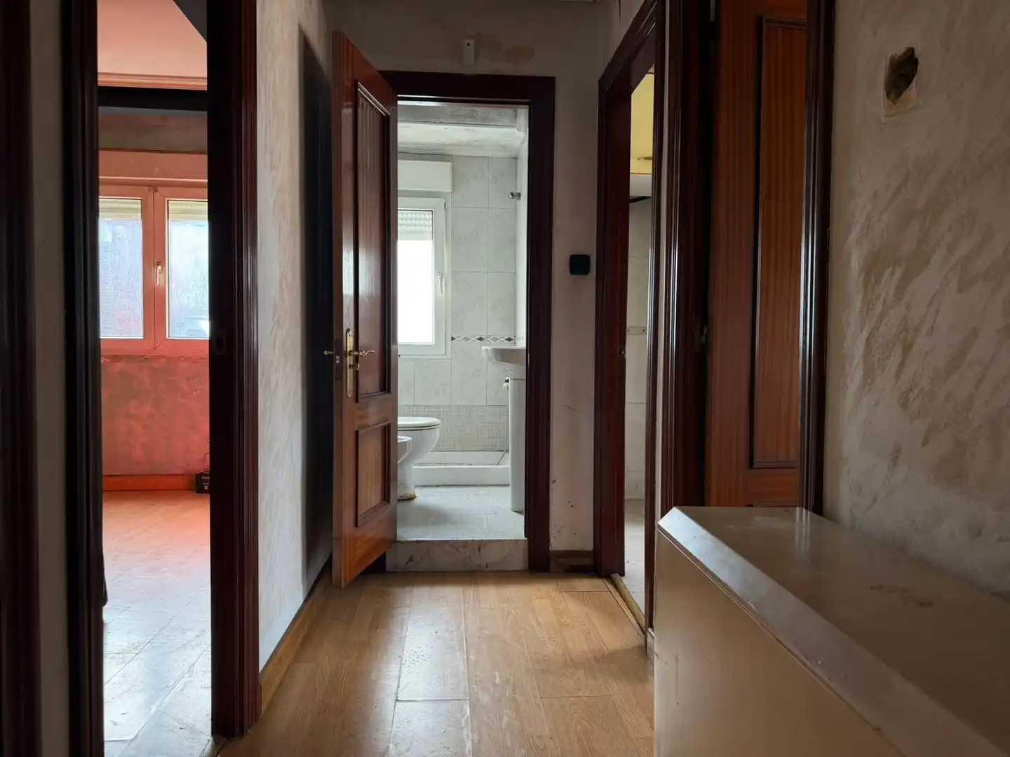 Bathroom of Flat for sale in Gijón   with Swimming Pool