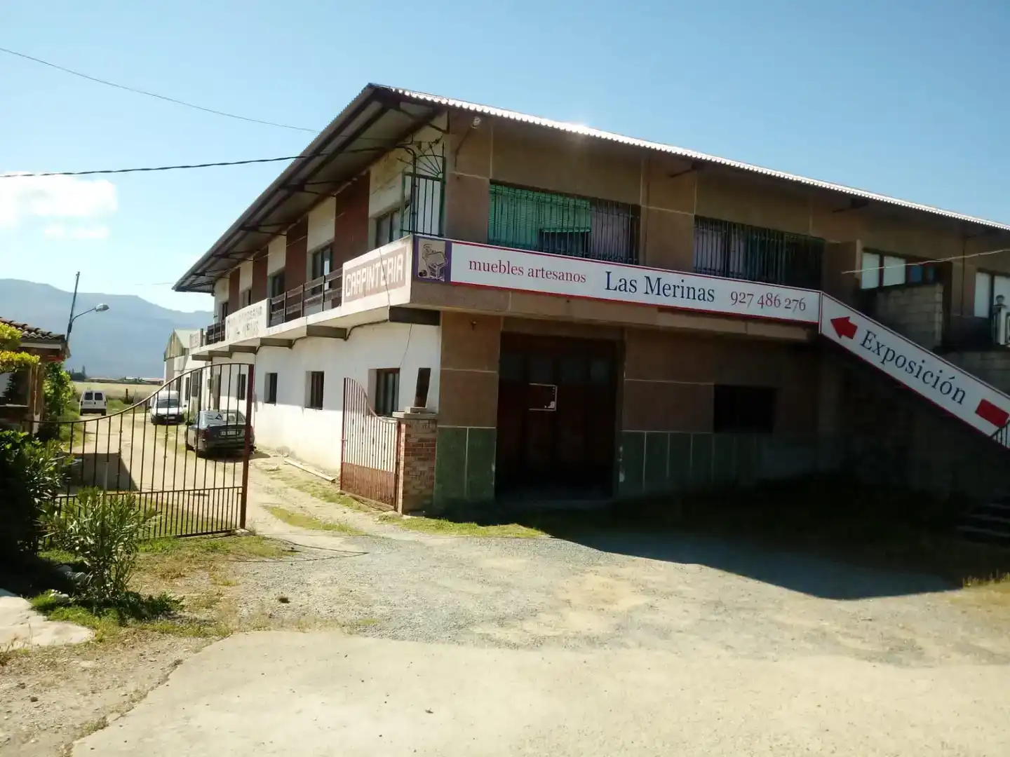 Vista exterior de Nave industrial en venta en Zarza de Granadilla, Cáceres