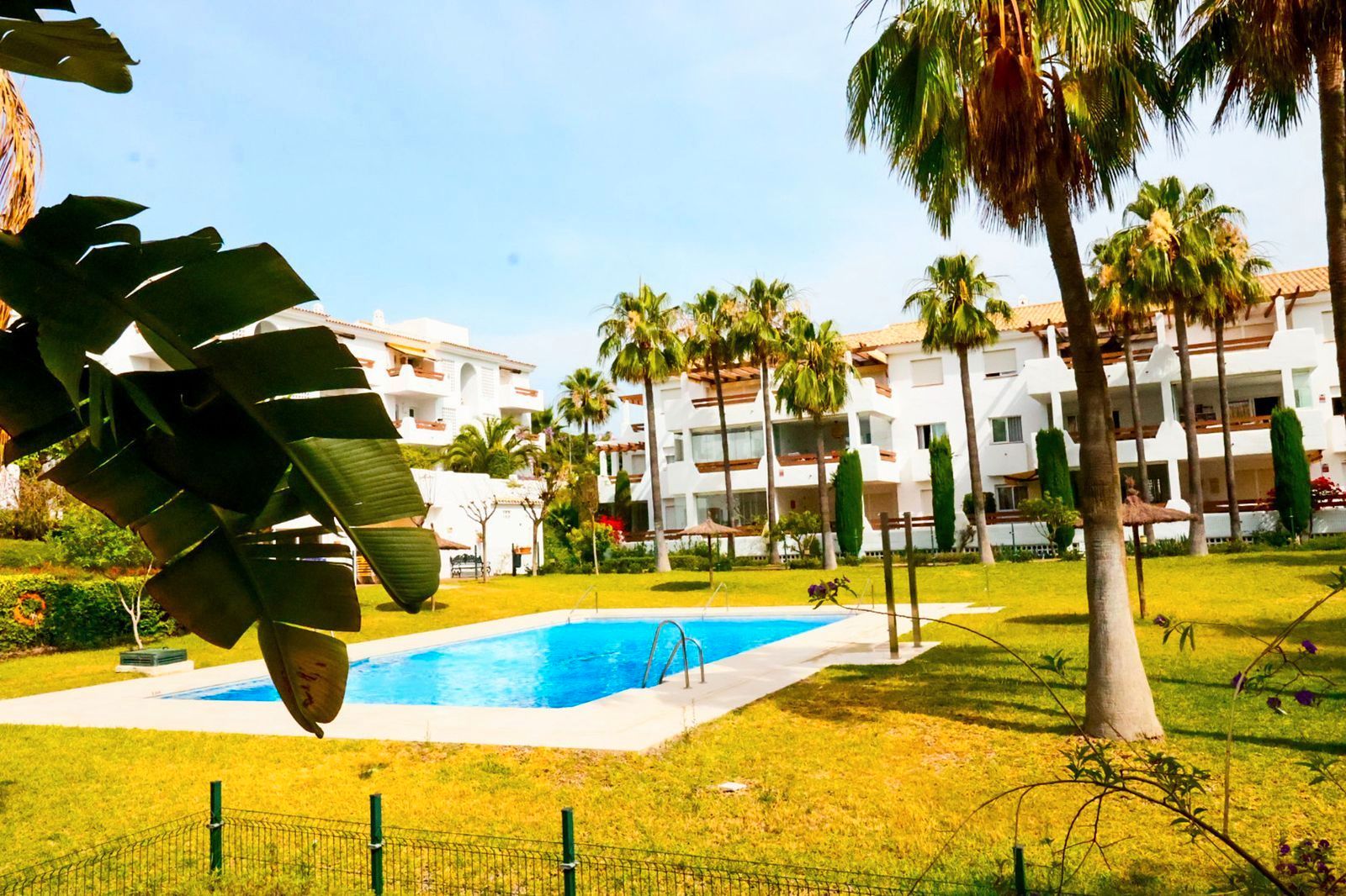 Jardí de Apartament en venda en Estepona amb Aire condicionat, Terrassa i Traster