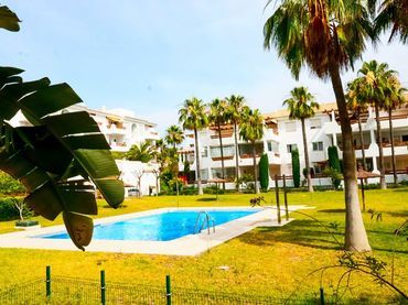 Appartement compact avec piscine à vendre à Calle Lima 10