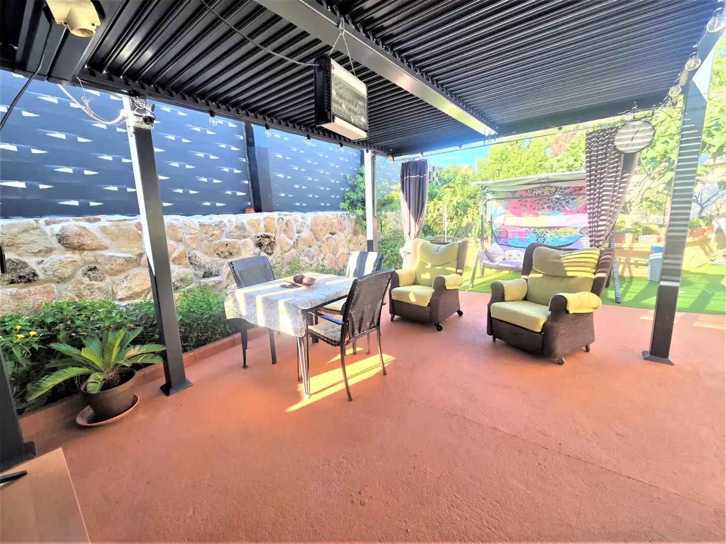 Terrace of Detached homes for sale in Navalagamella  with Air Conditioner, Heating and Private garden