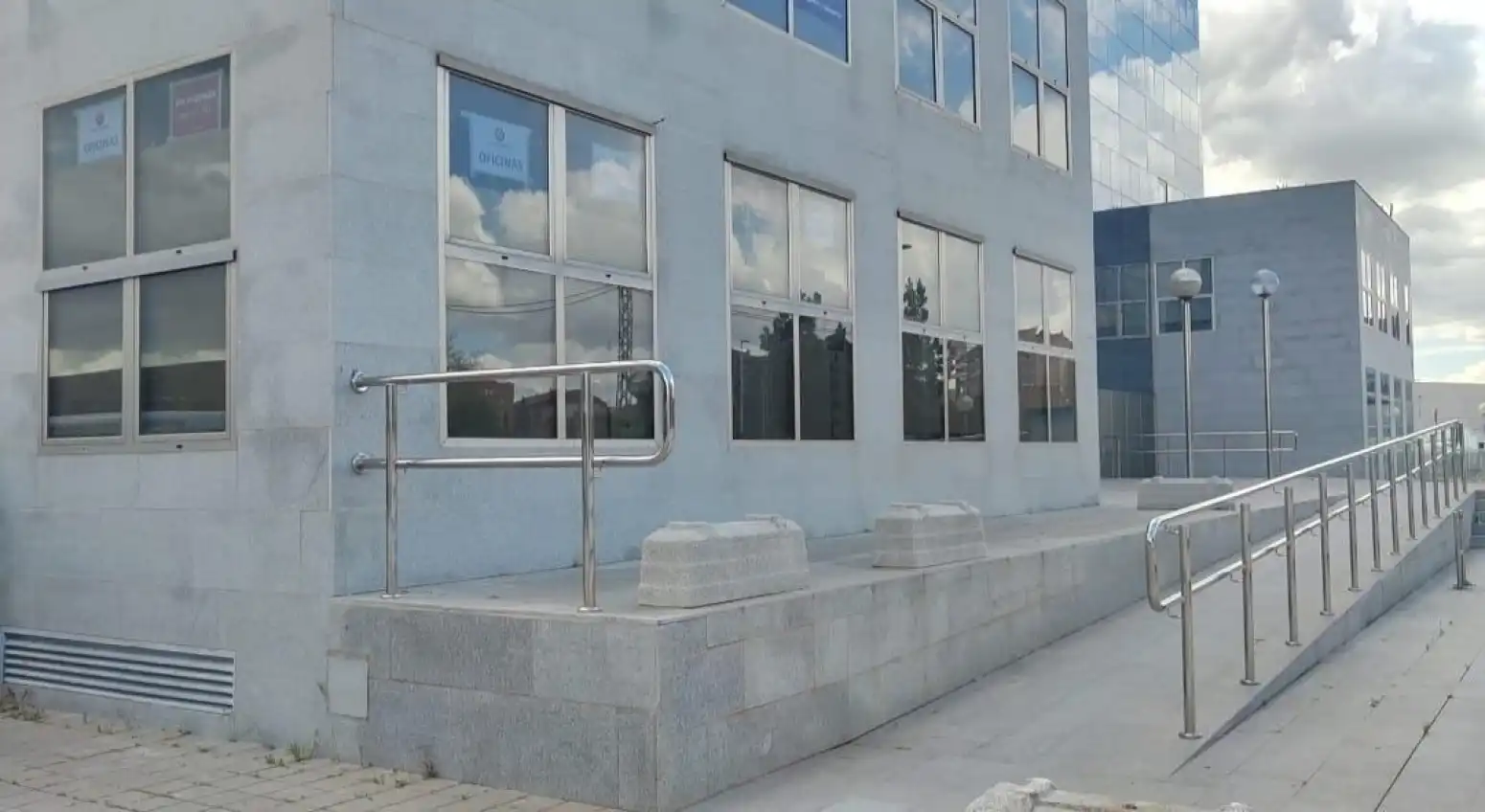 Exterior view of Office for rent in Murcia  with Air Conditioner and Furnished