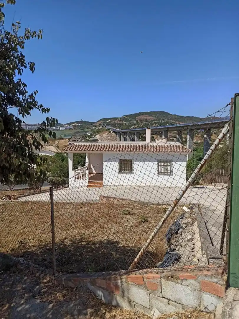 Vista exterior de Residencial en venda en Estepona