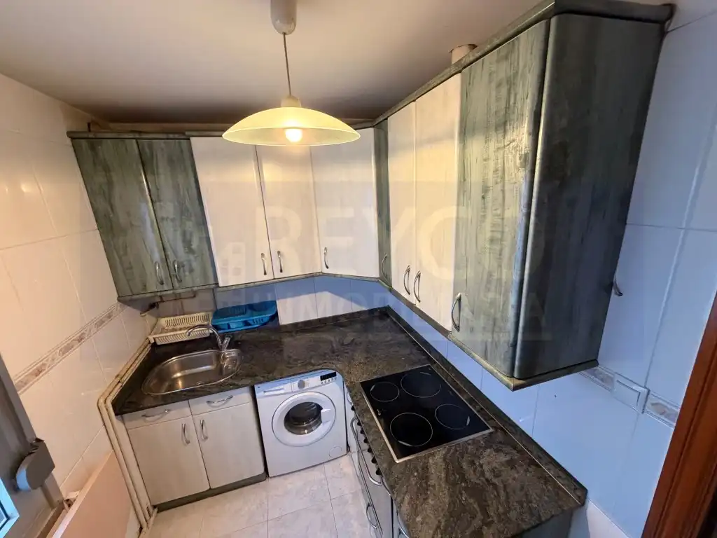 Flat with lift for sale in Calle Industria, imagen 3