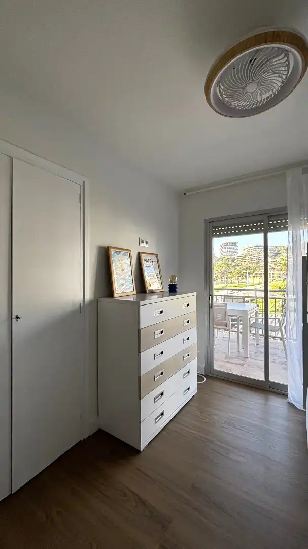 Schlafzimmer von Wohnungen zur Miete in Calonge i Sant Antoni mit Klimaanlage, Parkett und Terrasse