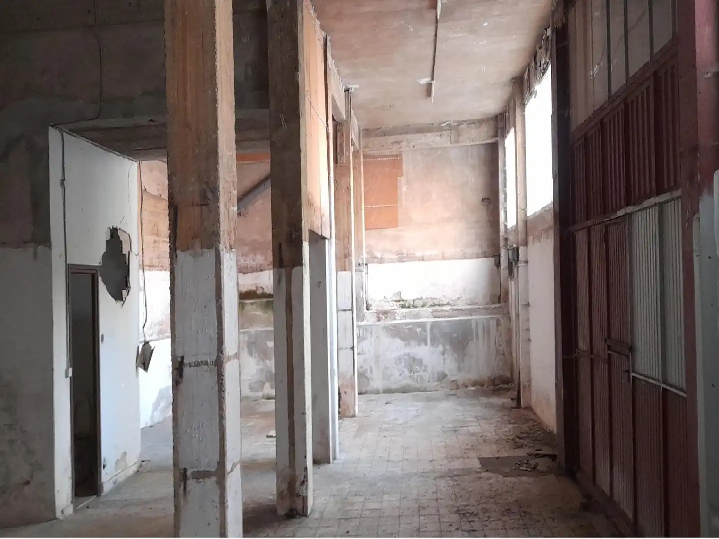 Local comercial en venta en Los Castros, imagen 4