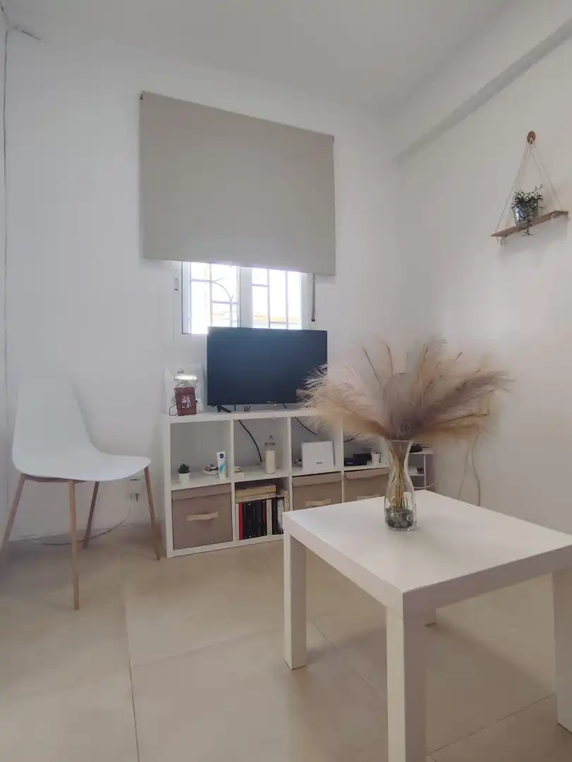 Sala de estar de Casa o chalet en venta en Algeciras con Terraza, Trastero y Amueblado