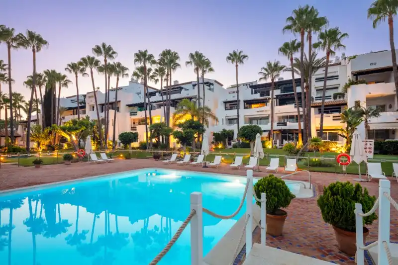 Apartament amb piscina en venda a Milla de Oro, imagen 28