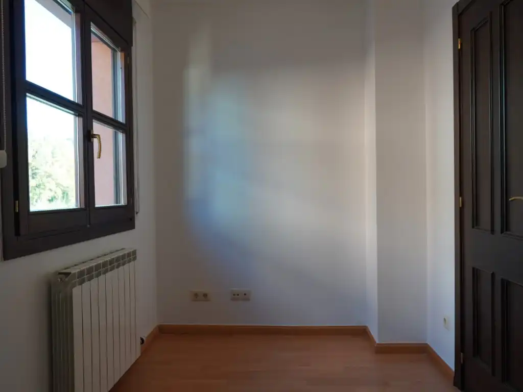 Casa adosada en venta en Calle Ribagorza, 17, Aínsa-Sobrarbe