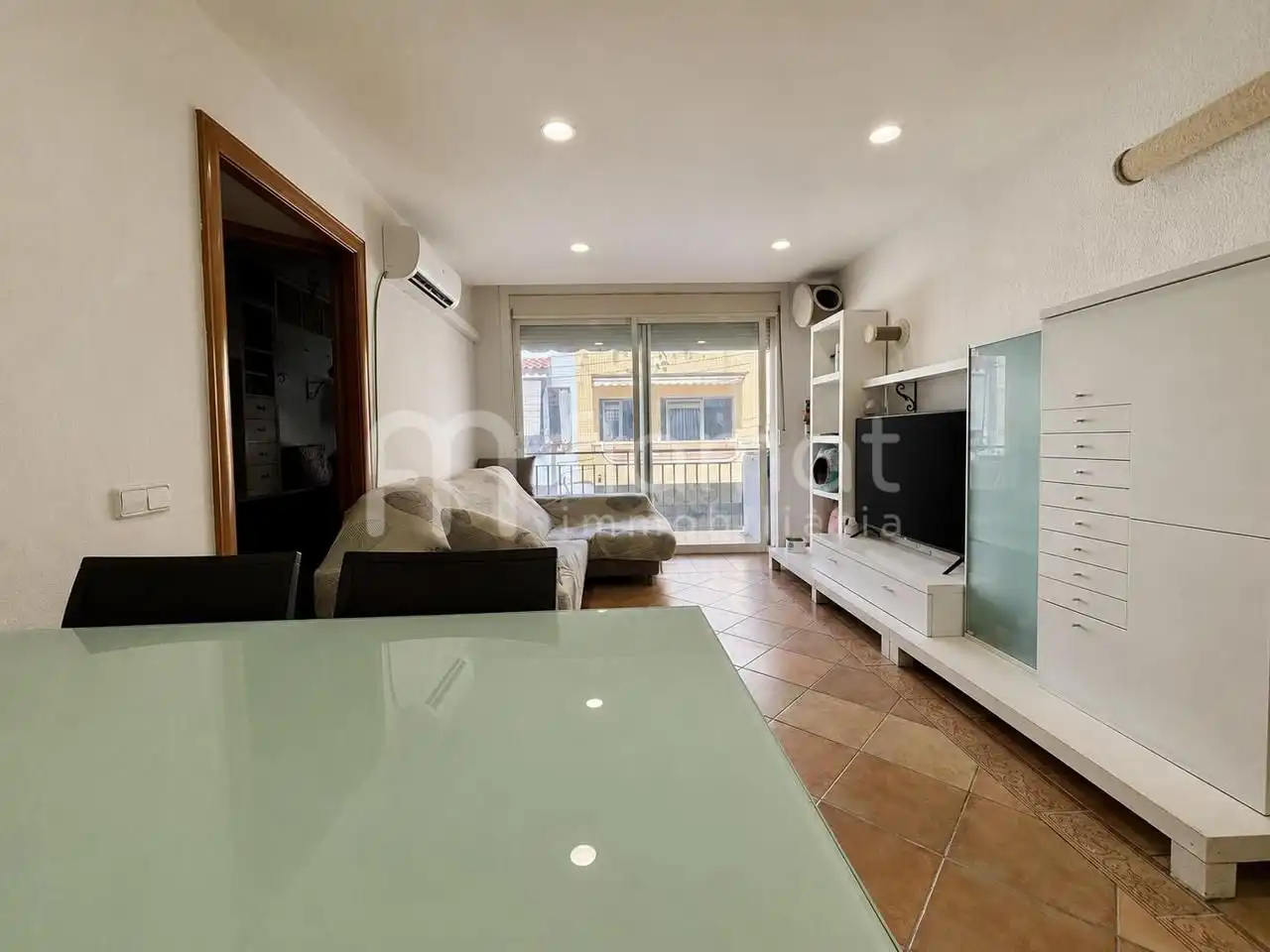 Sala de estar de Piso en venta en Malgrat de Mar con Aire acondicionado