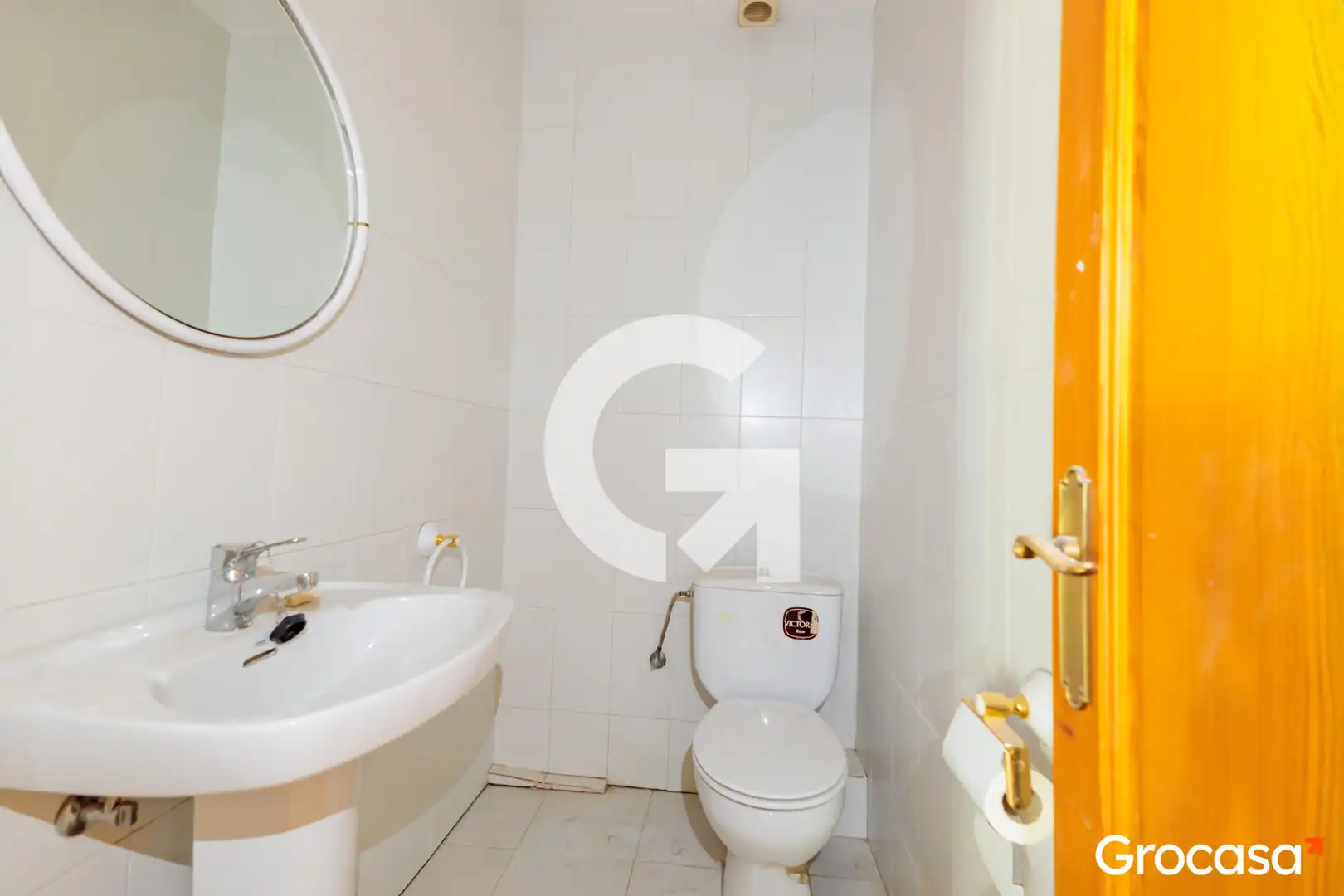 Baño de Piso en venta en Terrassa con Terraza y Balcón