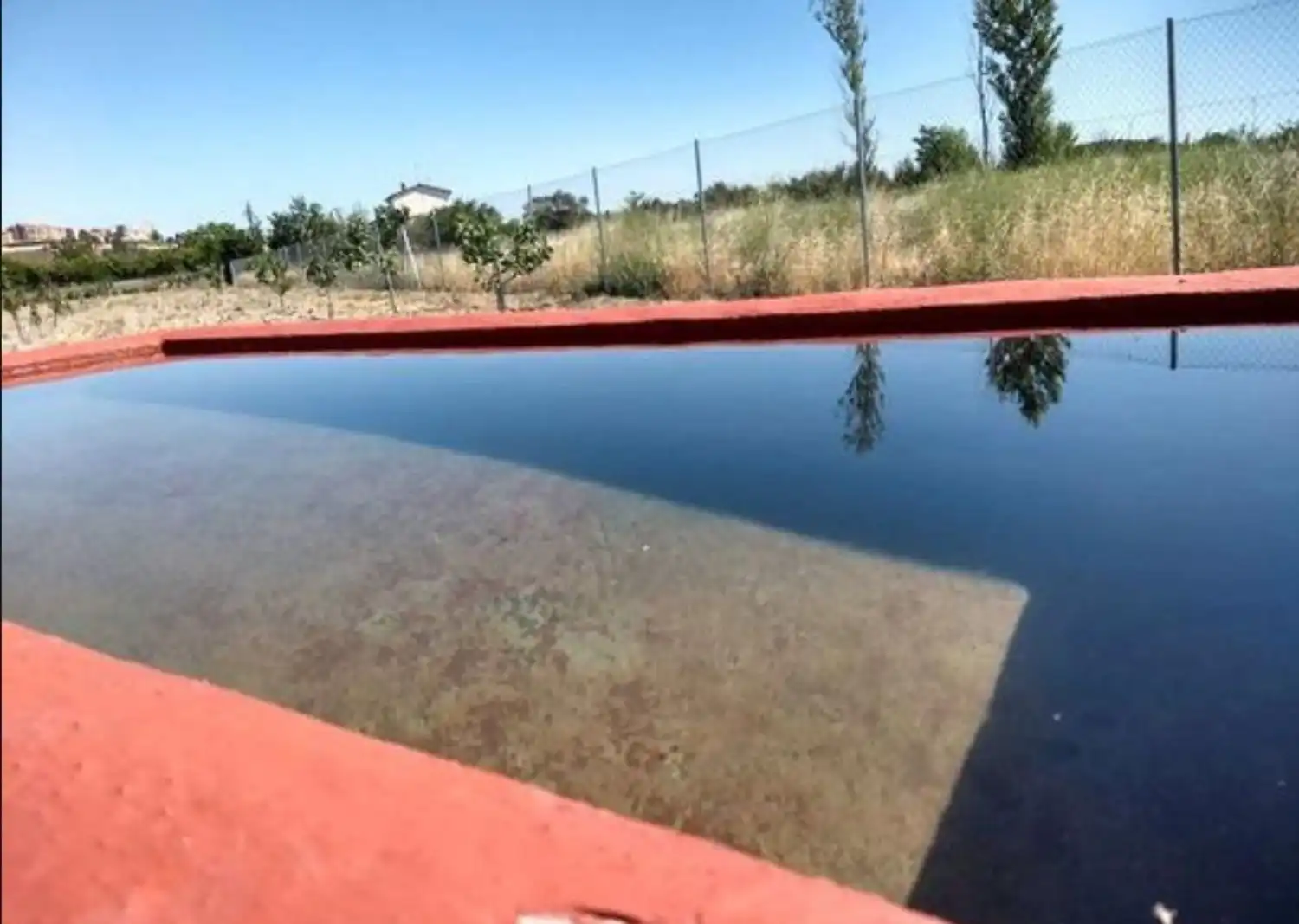 Schwimmbecken von Grundstücke zum Verkauf in Roa