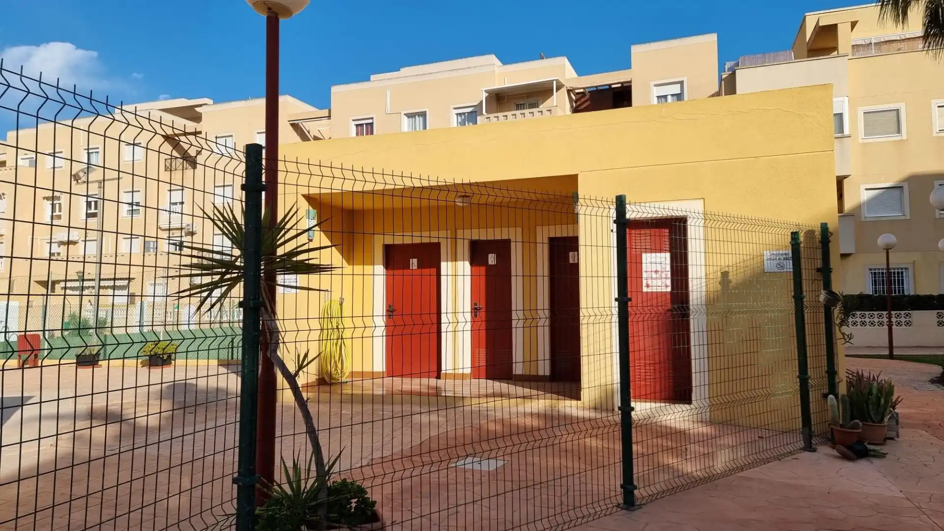 Exterior view of Apartments for rent in Roquetas de Mar  with Air Conditioner, Terrace and Furnished