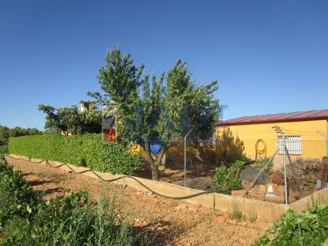 Casa rústica amb piscina en venda a Valdepeñas, imagen 2