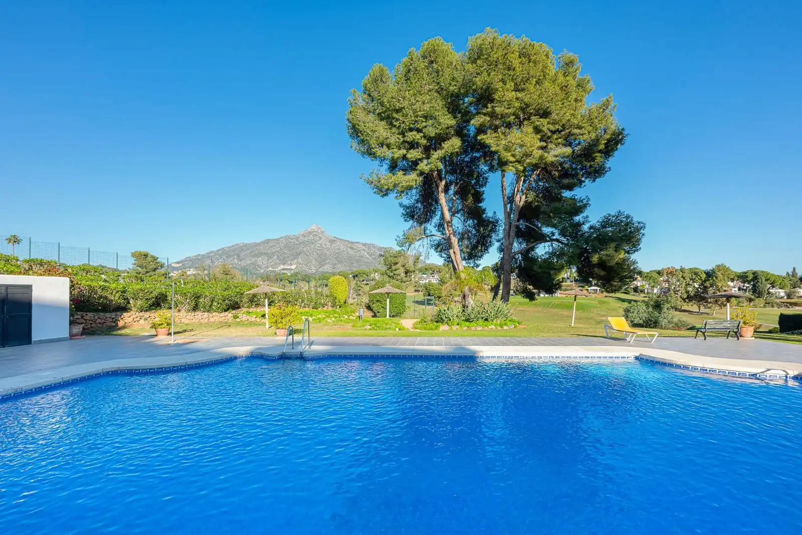 Adosado con terraza en venta en Urbanizacion Nva Andalucia Aloha 136, imagen 52