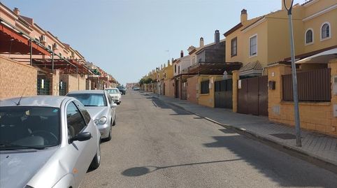 Foto 2 de Casa adosada en venda a Mairena del Alcor, Sevilla