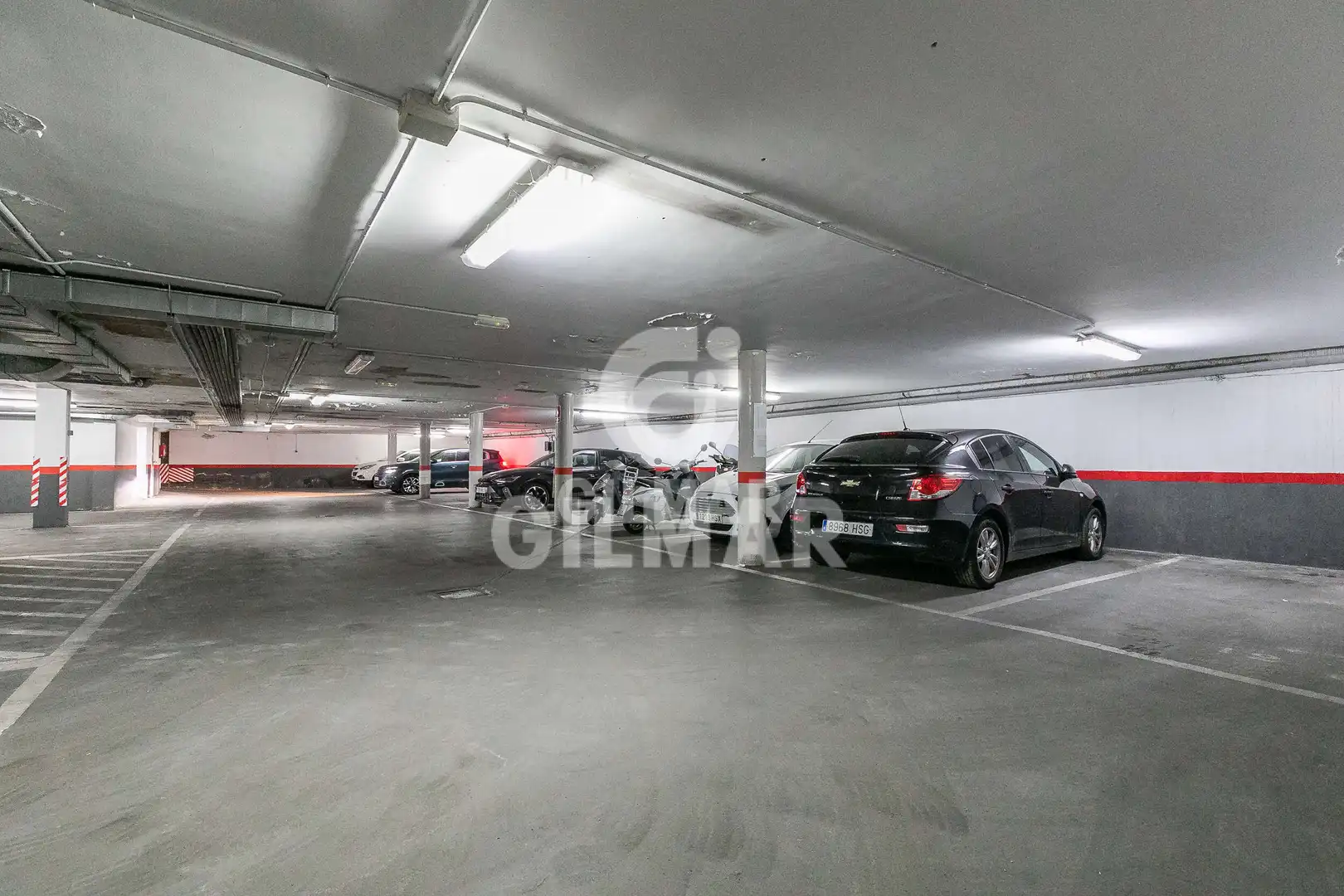 Parking de Dúplex en venta en Madrid con Calefacción