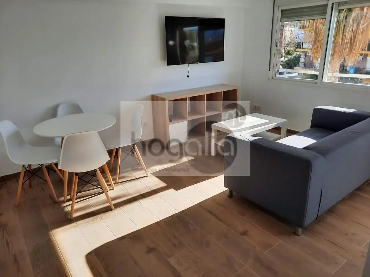 Wohnzimmer von Wohnung zur Miete in  Sevilla Capital mit Klimaanlage und Möbliert