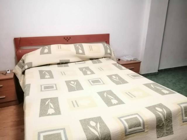 Piso en Venta en Hospital - Plaza del Real