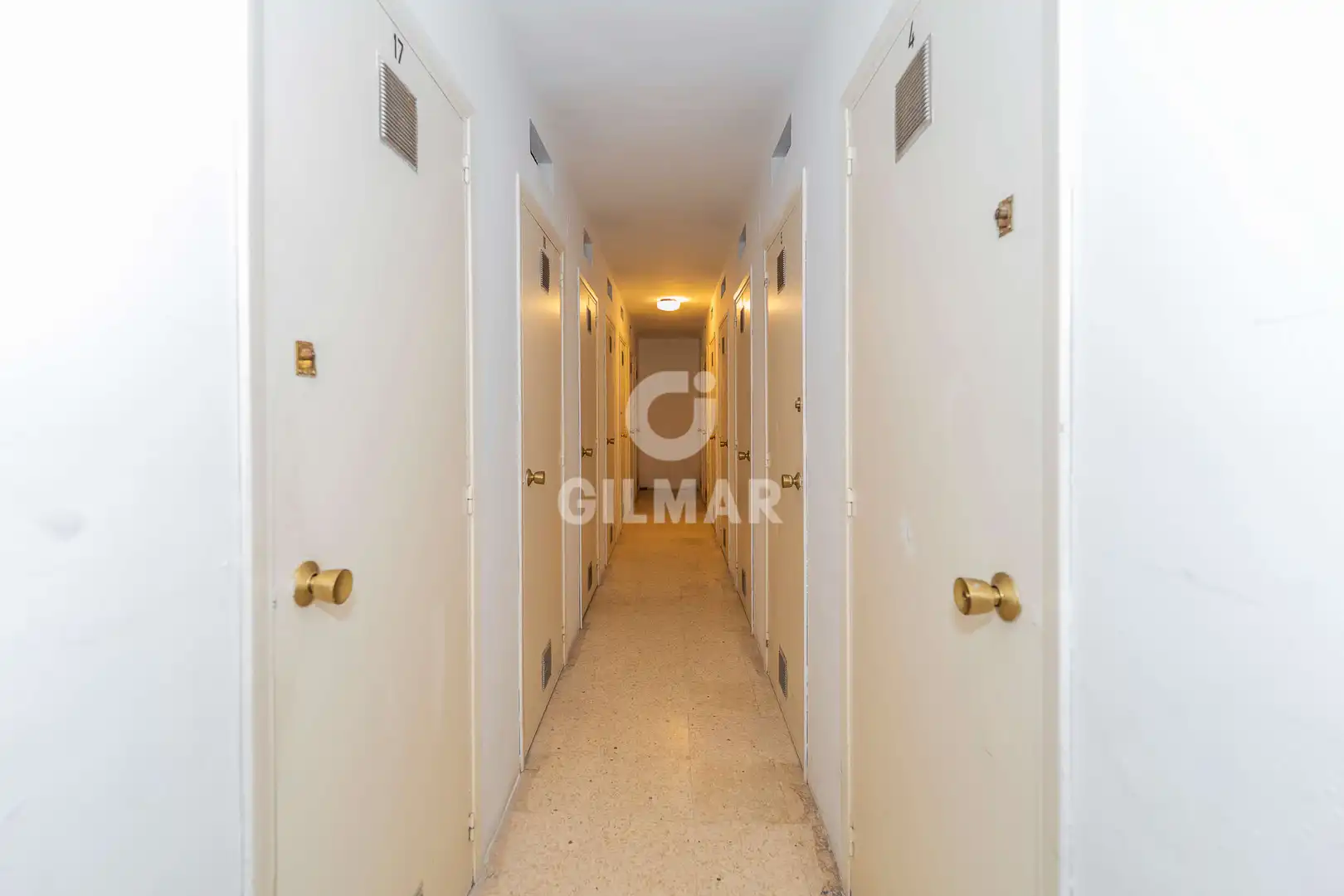Wohnung zum Verkauf in Pozuelo de Alarcón mit Heizung, Privatgarten und Abstellraum