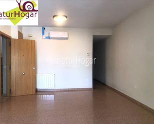Flat to rent in Paterna  with Air Conditioner and Balcony