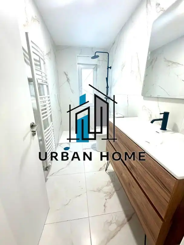 Bathroom of Flat for sale in León Capital   with Heating, Parquet flooring and Storage room