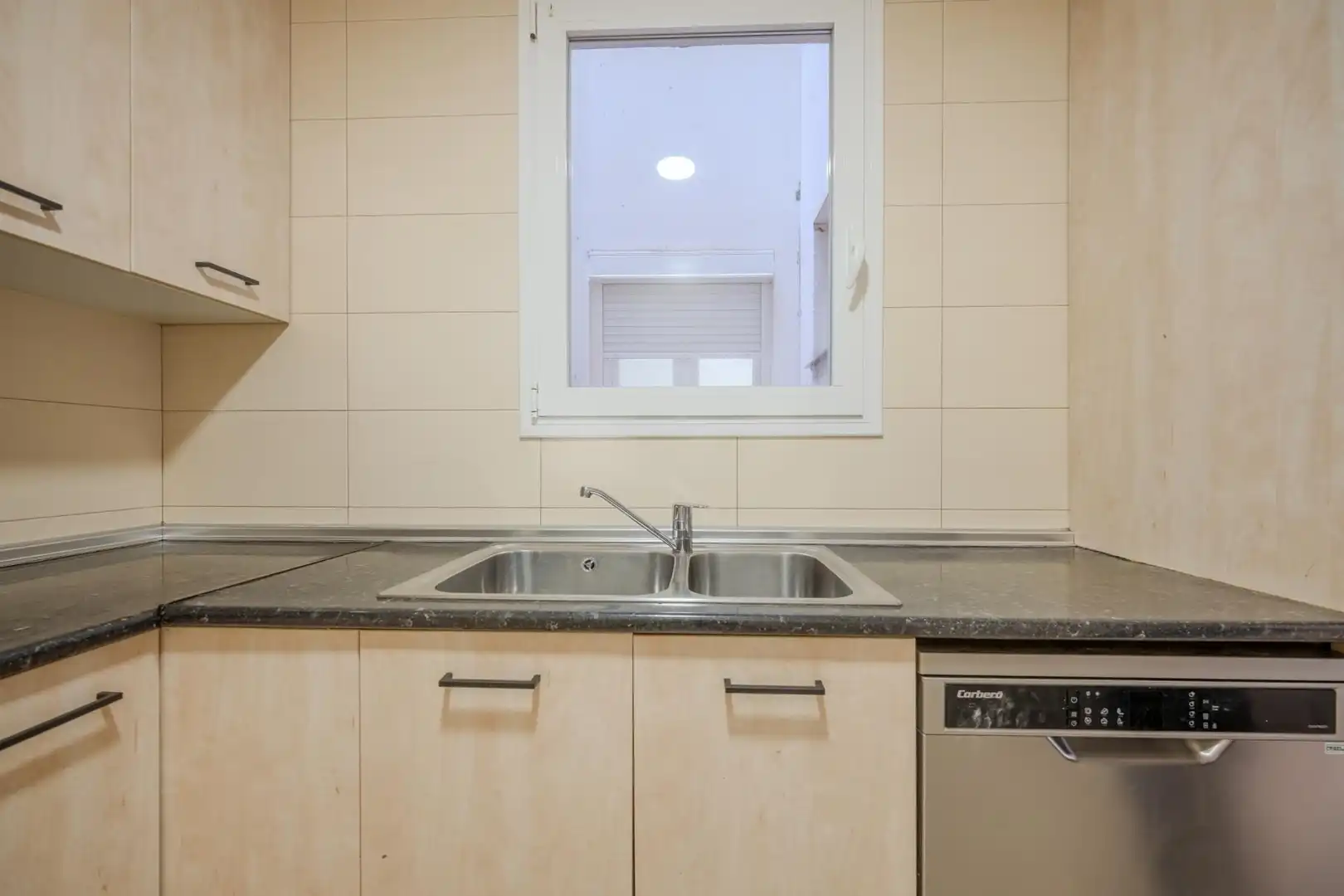 Cuina de Pis en venda en Girona amb Calefacció