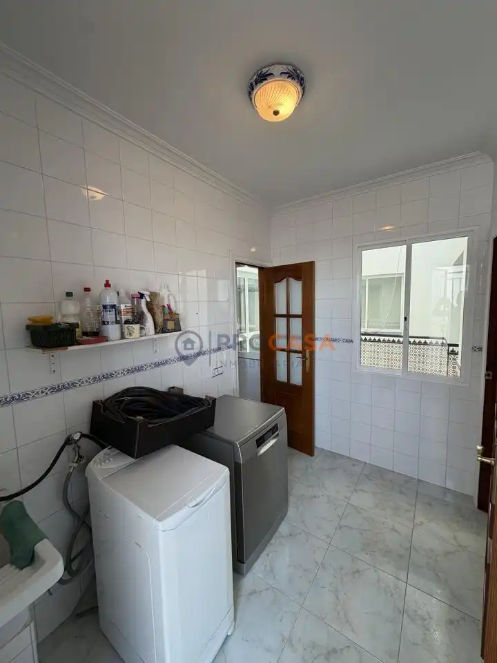 Kitchen of Buildings for sale in Montellano